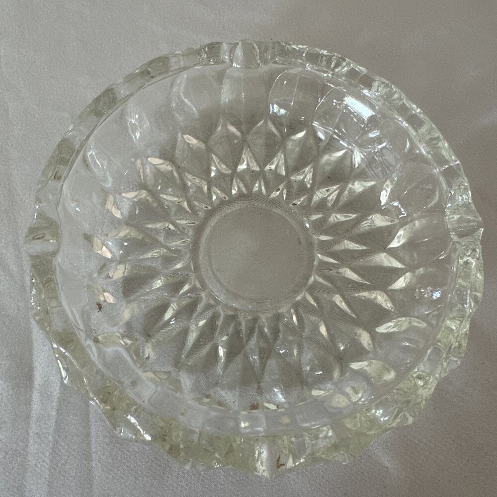 Heavy 5 1/2” Round 1 LB Crystal Clear Glass 4 Rest Ashtray ~ ~ Vintage